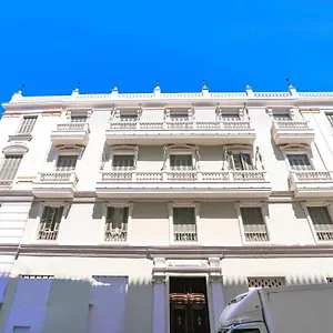 https://del-parque-flats-teatro-plaza-premium.hotelsinnerja.org